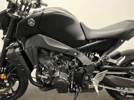 Yamaha MT 09 - Afbeelding 15 van 21