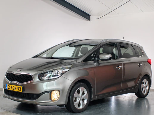 Kia Carens - Afbeelding 1 van 30