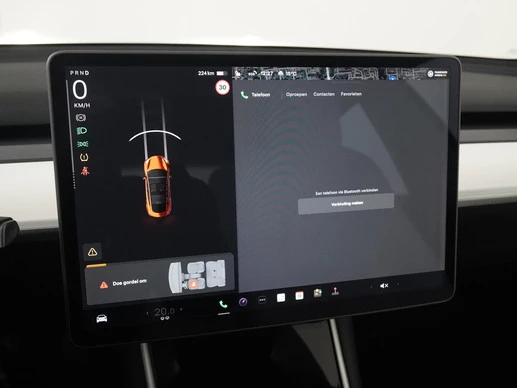 Tesla Model 3 - Afbeelding 15 van 30