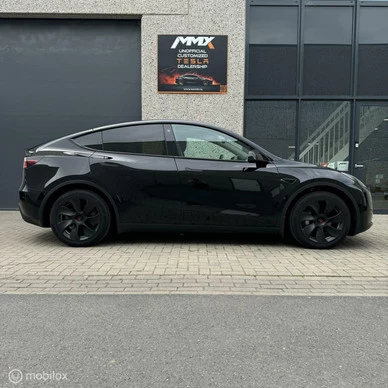 Tesla Model Y - Afbeelding 2 van 20