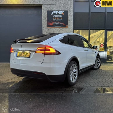 Tesla Model X - Afbeelding 1 van 25