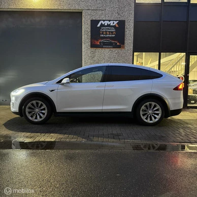 Tesla Model X - Afbeelding 8 van 25