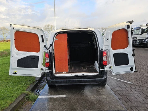 Opel Combo - Afbeelding 13 van 16