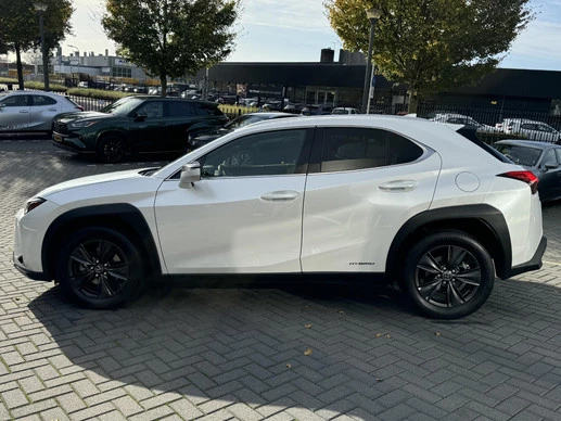 Lexus UX - Afbeelding 6 van 30