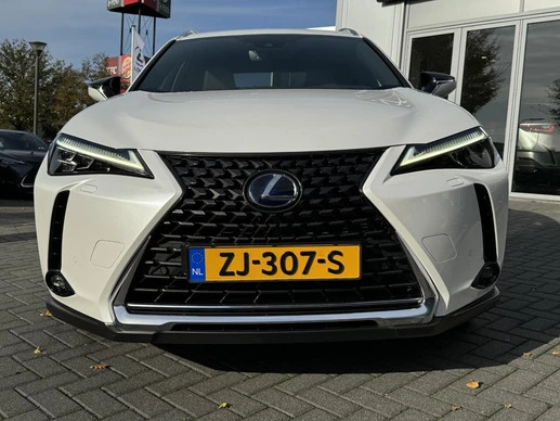 Lexus UX - Afbeelding 8 van 30