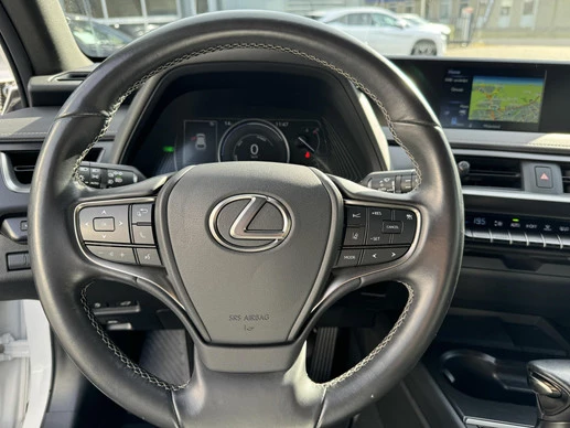 Lexus UX - Afbeelding 18 van 30