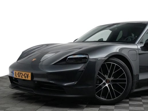 Porsche Taycan - Afbeelding 23 van 30