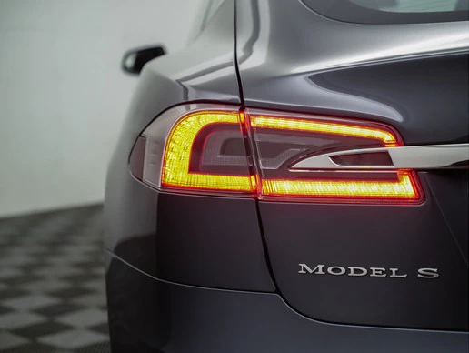 Tesla Model S - Afbeelding 20 van 30