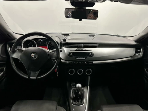 Alfa Romeo Giulietta - Afbeelding 2 van 25