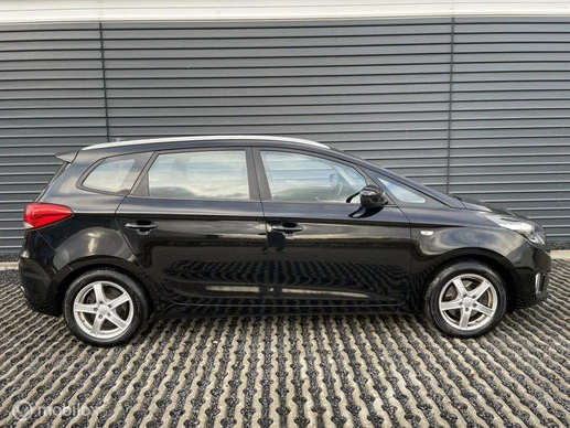 Kia Carens - Afbeelding 9 van 30