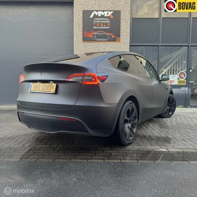 Tesla Model Y - Afbeelding 1 van 21