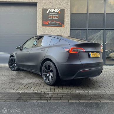 Tesla Model Y - Afbeelding 7 van 21