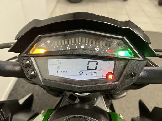 Kawasaki Z1000 - Afbeelding 2 van 22