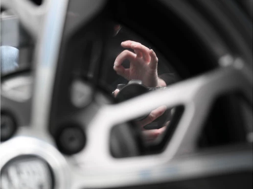 Porsche Taycan - Afbeelding 18 van 30