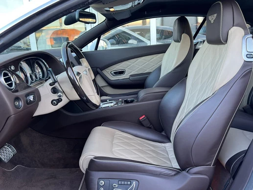Bentley Continental GT - Afbeelding 3 van 29