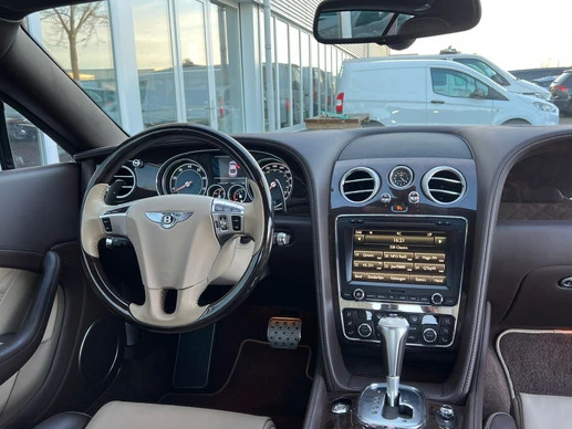 Bentley Continental GT - Afbeelding 7 van 29