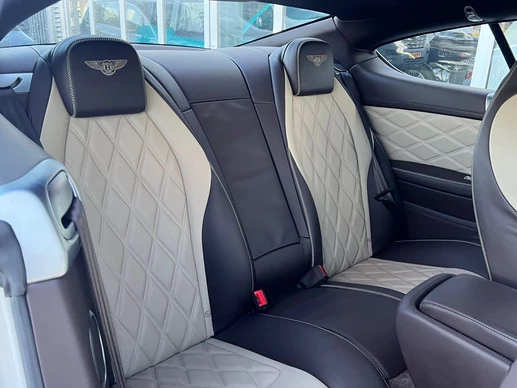Bentley Continental GT - Afbeelding 17 van 29