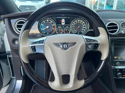 Bentley Continental GT - Afbeelding 24 van 29
