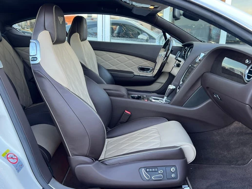 Bentley Continental GT - Afbeelding 27 van 29
