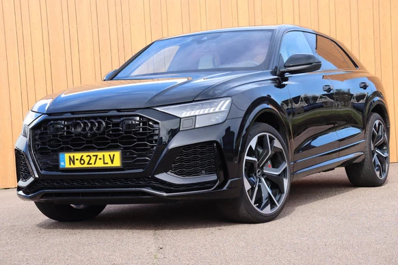 Audi RSQ8