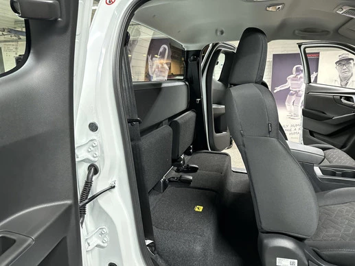 Toyota Hilux - Afbeelding 11 van 30