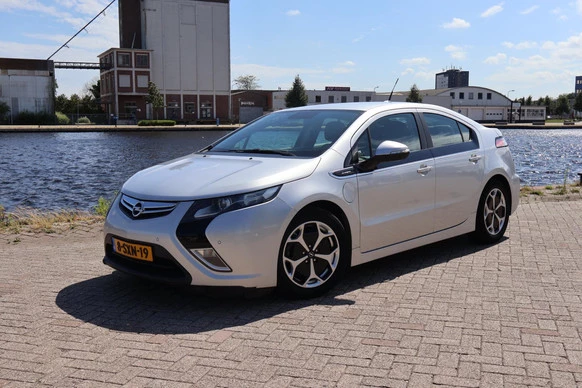 Opel Ampera