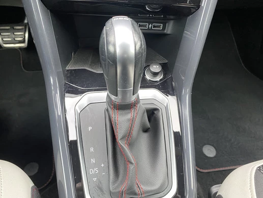Volkswagen T-Roc - Afbeelding 27 van 30