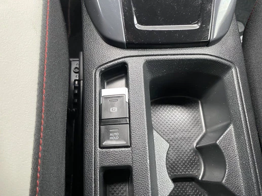 Volkswagen T-Roc - Afbeelding 28 van 30
