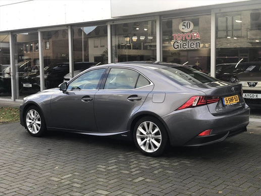 Lexus IS - Afbeelding 6 van 30