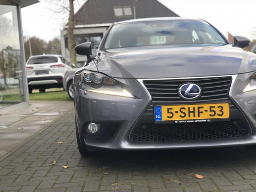 Lexus IS - Afbeelding 8 van 30