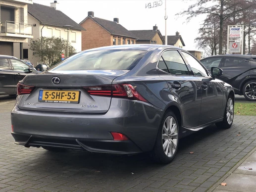 Lexus IS - Afbeelding 3 van 30