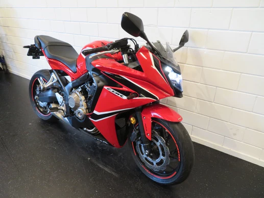 Honda CBR 650 - Afbeelding 2 van 14