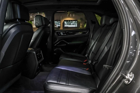 Porsche Cayenne - Afbeelding 10 van 30