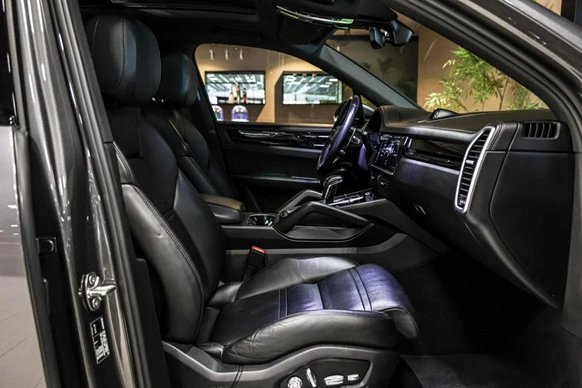Porsche Cayenne - Afbeelding 24 van 30