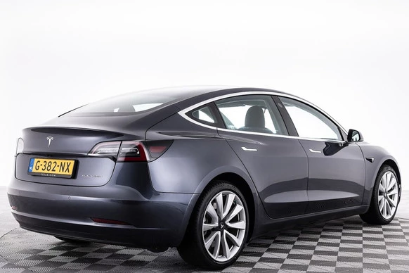 Tesla Model 3 - Afbeelding 20 van 25