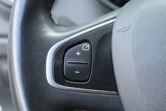 Renault Captur - Afbeelding 17 van 30