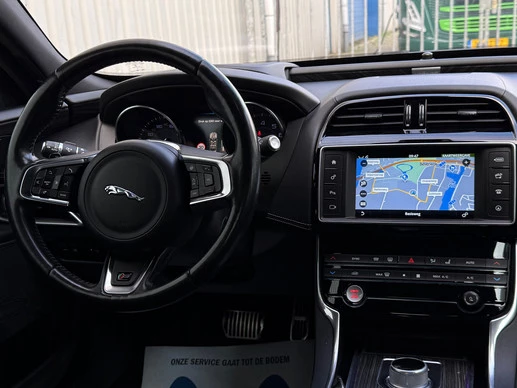 Jaguar XE - Afbeelding 18 van 30