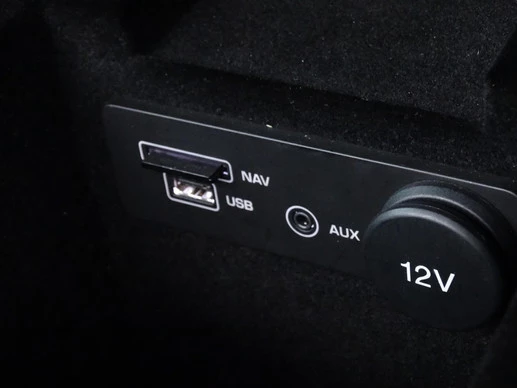 Jaguar XE - Afbeelding 30 van 30