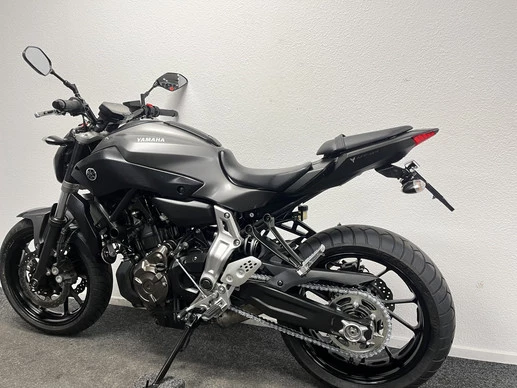 Yamaha MT 07 - Afbeelding 15 van 22