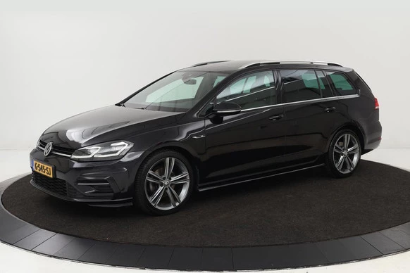 Volkswagen Golf - Afbeelding 1 van 30