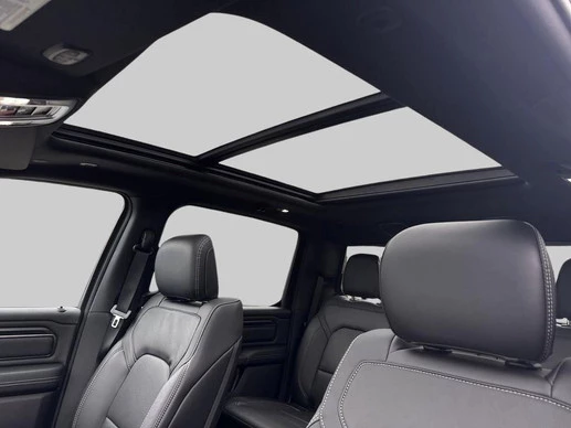 Dodge Ram 1500 - Afbeelding 25 van 30
