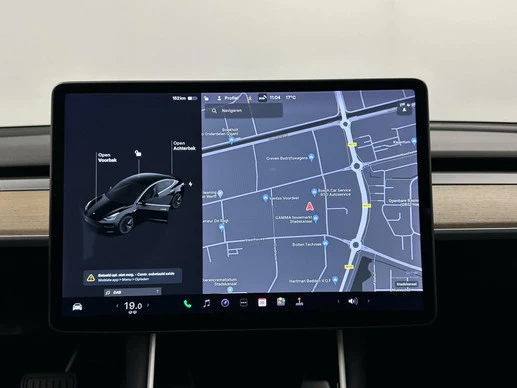 Tesla Model 3 - Afbeelding 21 van 30