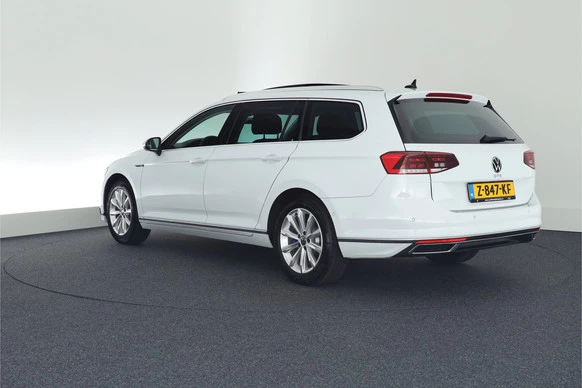 Volkswagen Passat - Afbeelding 3 van 30