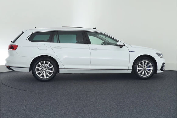 Volkswagen Passat - Afbeelding 5 van 30
