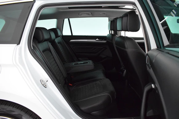 Volkswagen Passat - Afbeelding 7 van 30