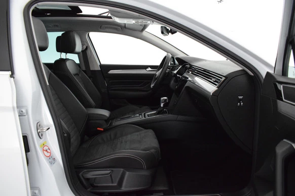Volkswagen Passat - Afbeelding 8 van 30