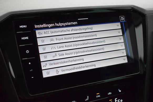 Volkswagen Passat - Afbeelding 25 van 30