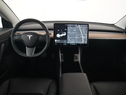 Tesla Model 3 - Afbeelding 5 van 30