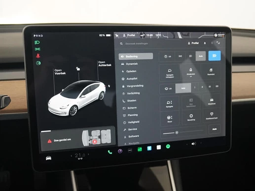 Tesla Model 3 - Afbeelding 17 van 30