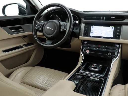 Jaguar XF - Afbeelding 7 van 29